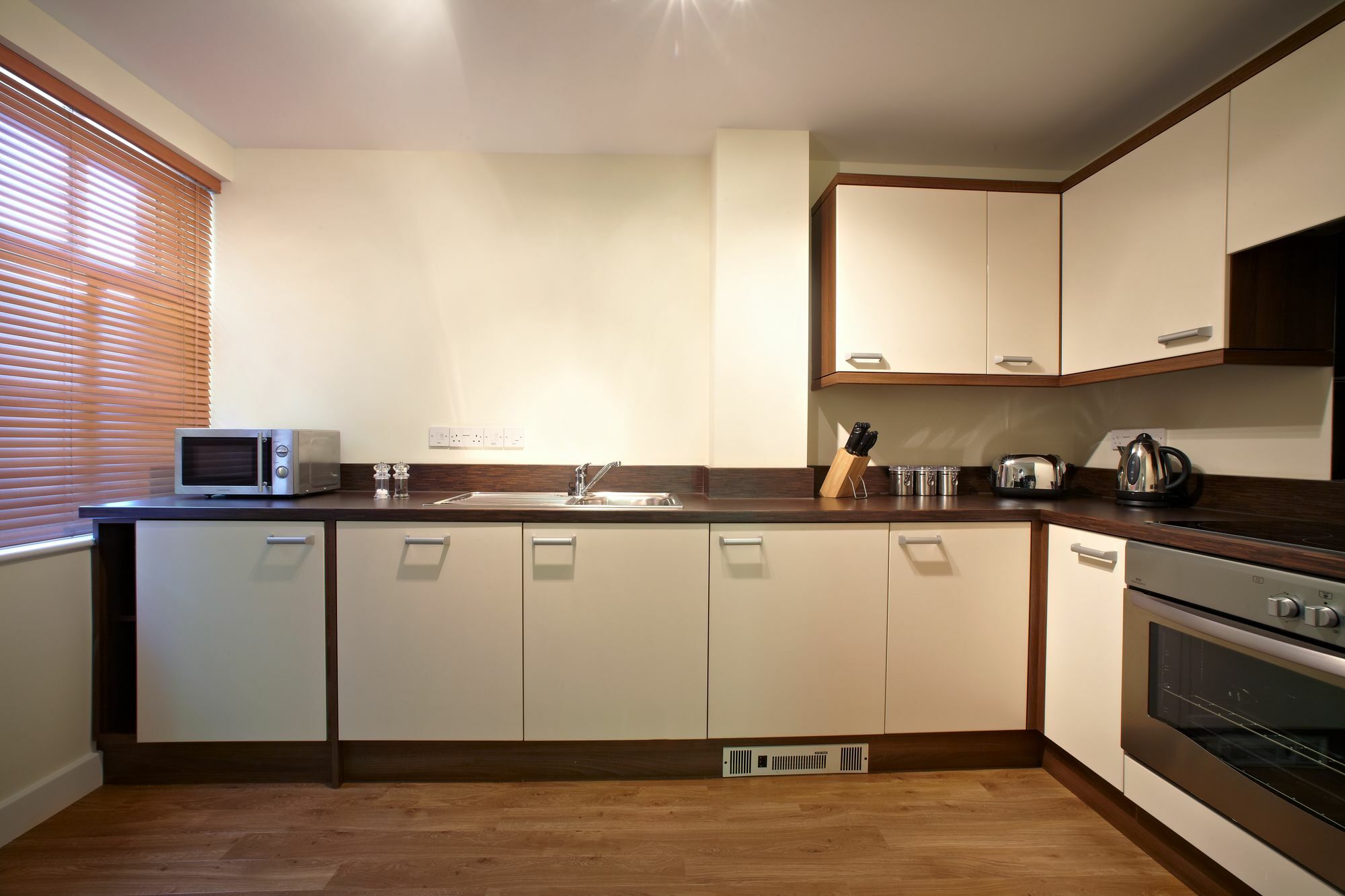 בורנמות' Exchange Building Apartments By Viridian Apartments מראה חיצוני תמונה